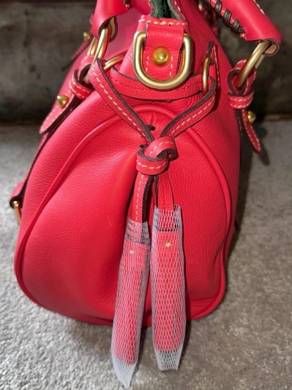 Dooney & Bourke small satchel with strap in Strawberry - Picture 3 of 12